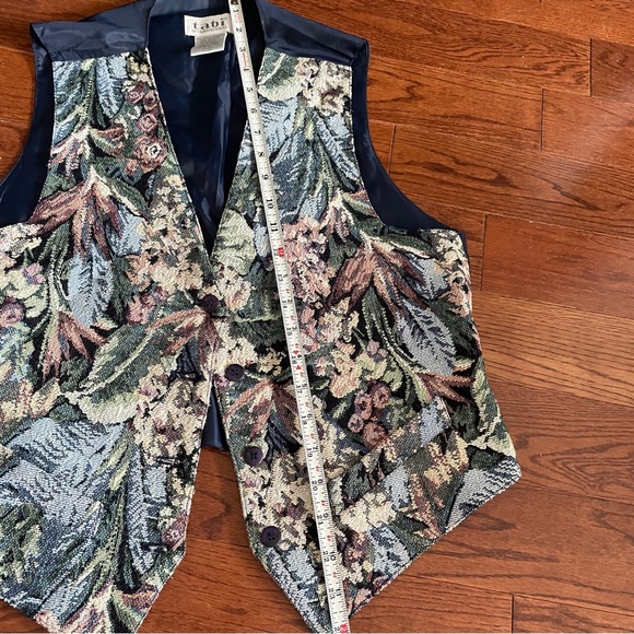 Vintage Tabi Tapestry Vest Small (36" Chest) - Picture 11 of 13